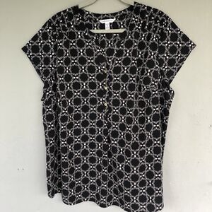 Croft & Barrow Women 2x Blouse Top Short Sleeves Black Ivory Geo Print Career